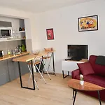 Studio avec balcon amenage et wifi a Marseille a 2 km de la plage